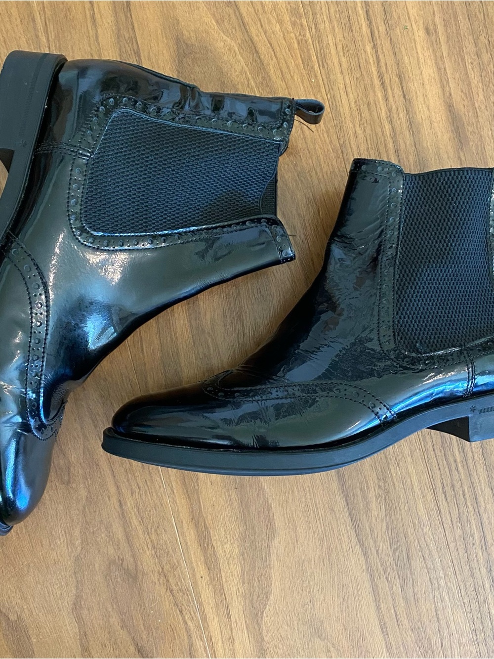 Aquatalia Black Patent Leather Chelsea Boots Size 8